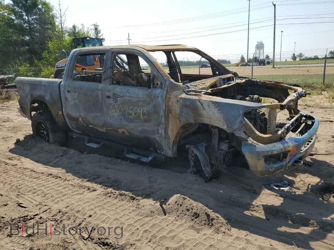 2019 RAM 1500 - VIN: 1C6SRFKT4KN577183 - Фото 4