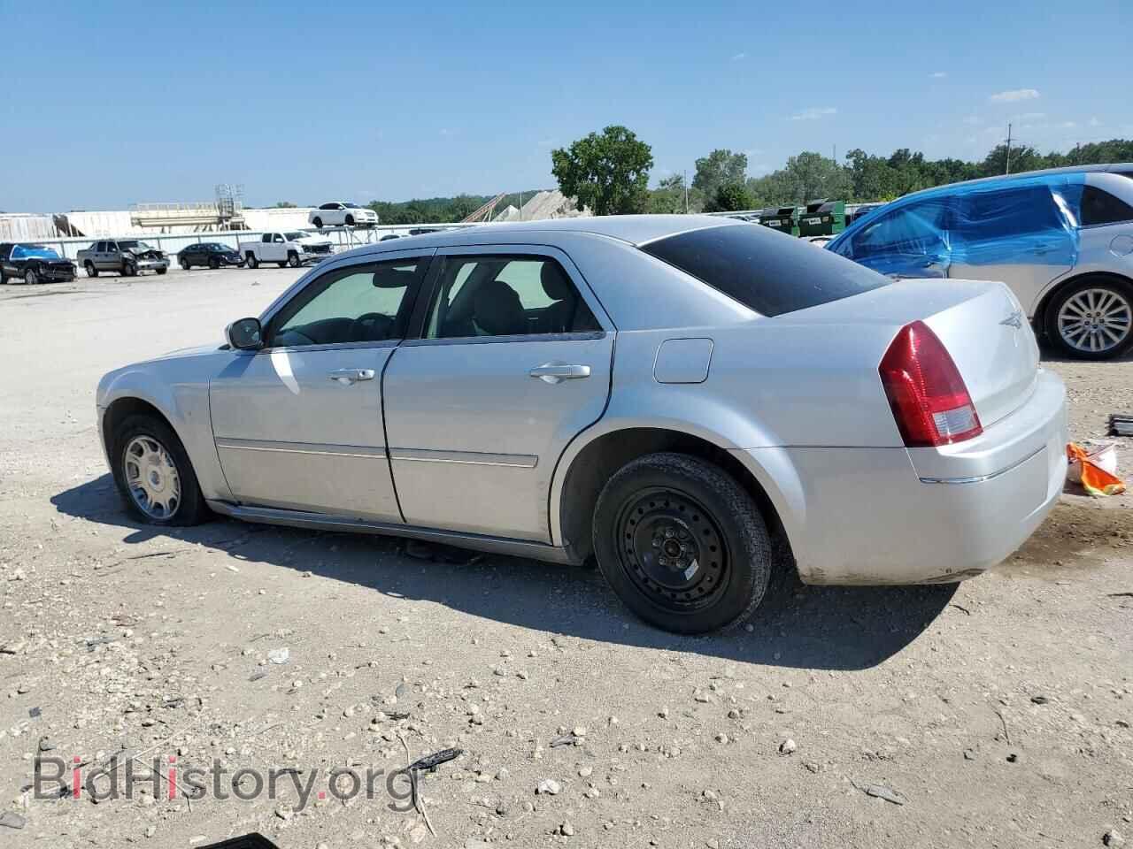 2005 CHRYSLER 300 - VIN: 2C3JA53G55H562510 - Фото 2