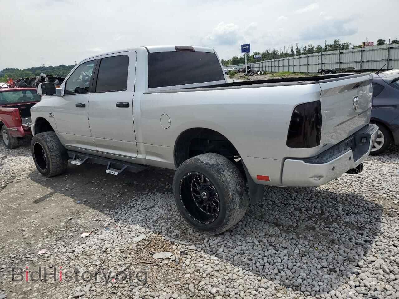 2015 RAM All Models - VIN: 3C6UR5CL2FG527852 - Photo 2