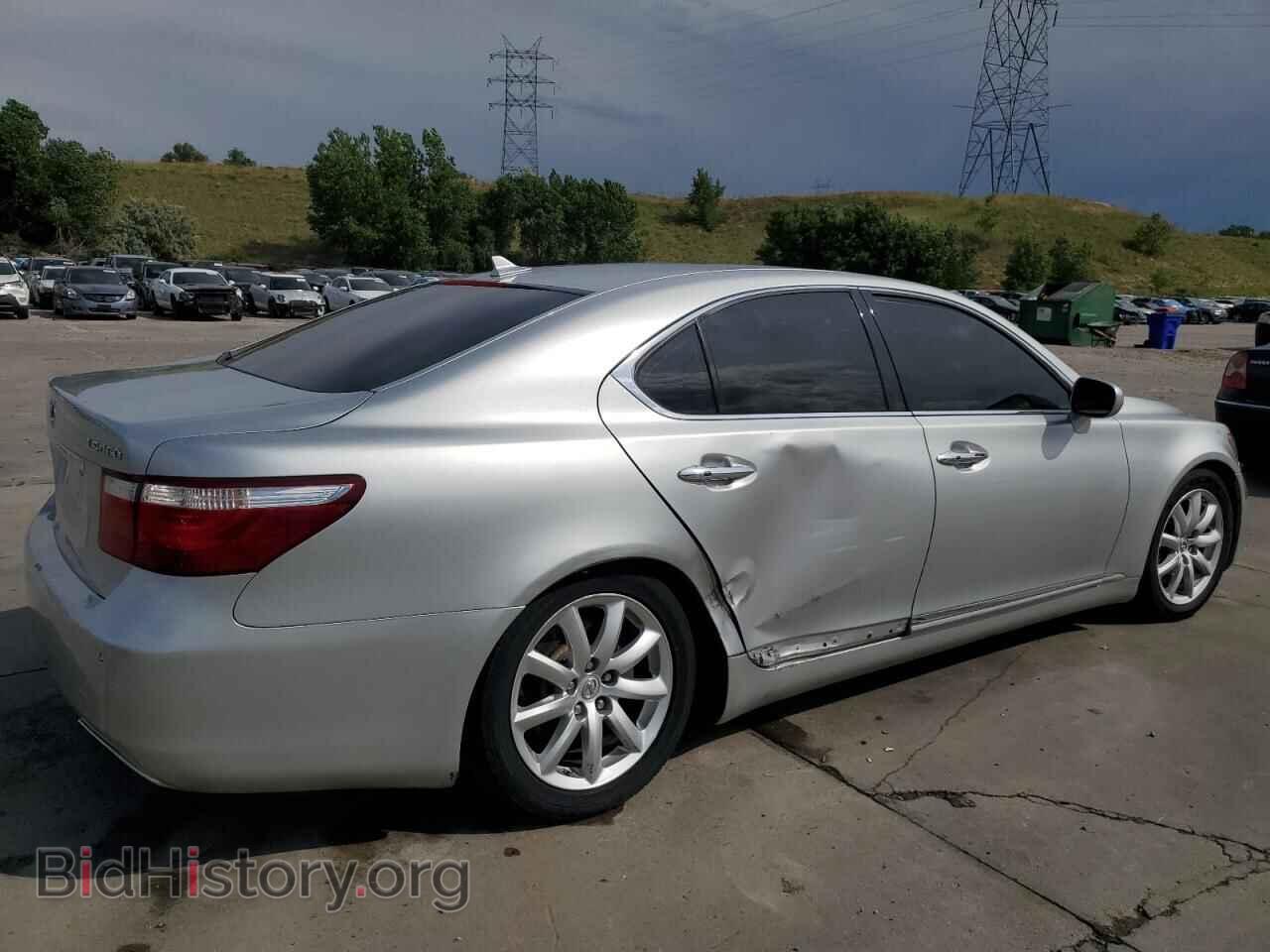2009 LEXUS LS460 - VIN: JTHBL46F295084811 - Photo 3
