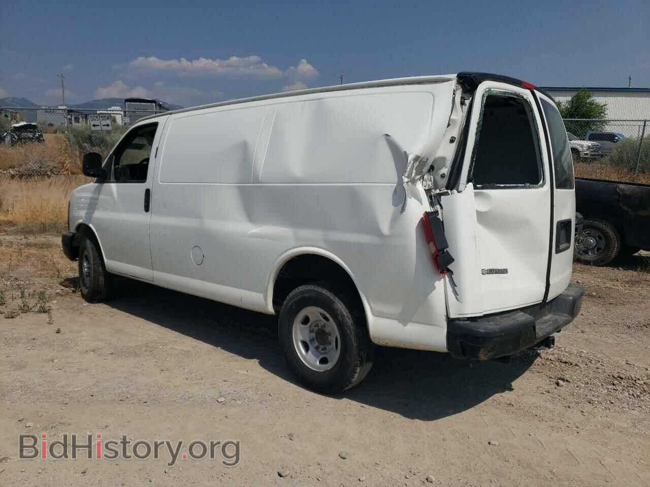 2013 CHEVROLET EXPRESS - VIN: 1GCWGFCA9D1150475 - Фото 2