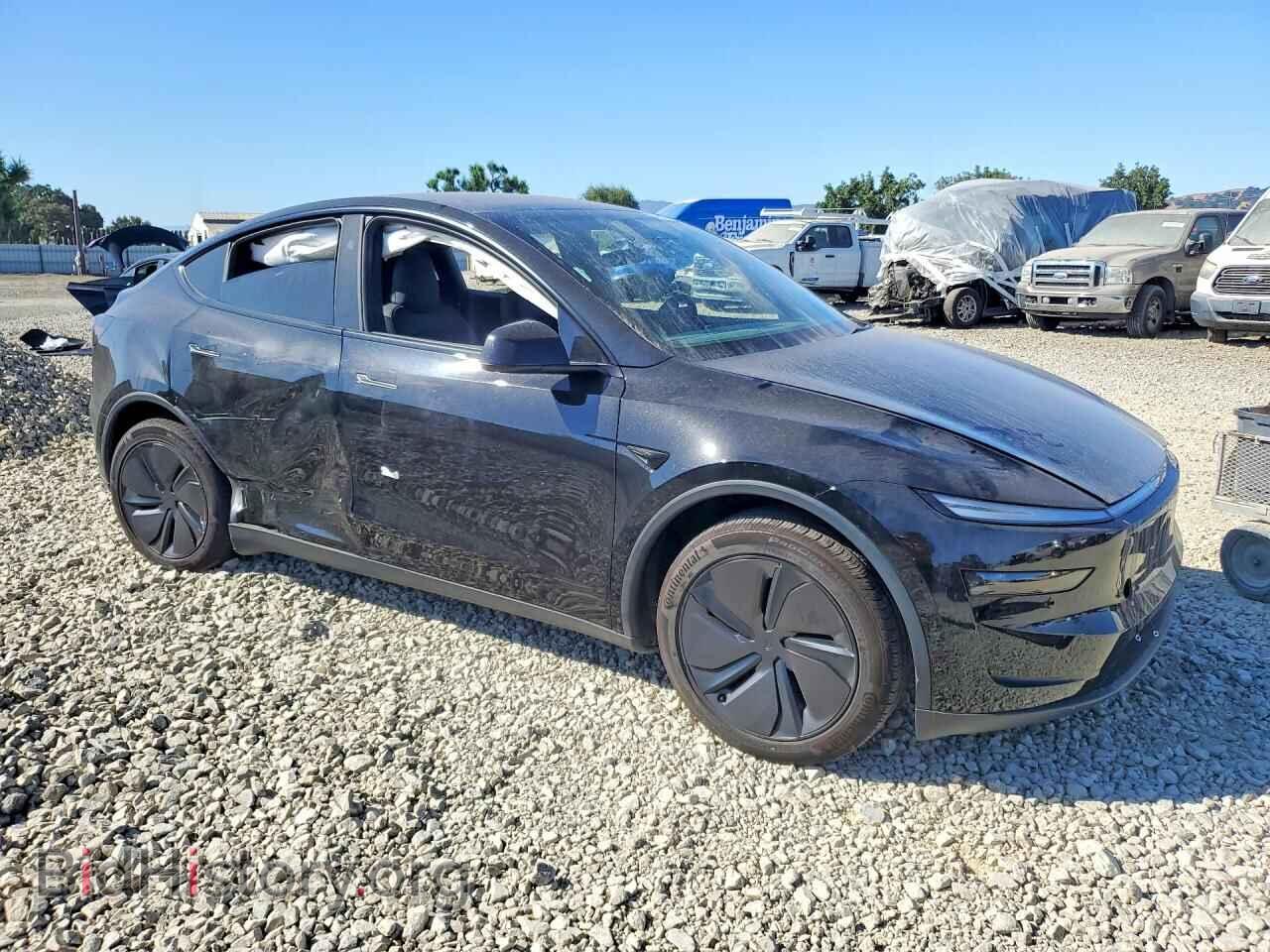 2026 TESLA MODEL Y - VIN: 7SAYGDEE1TF574822 - Photo 4