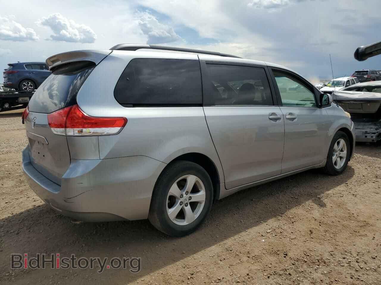 2011 TOYOTA All Models - VIN: 5TDKK3DC8BS065350 - Фото 3
