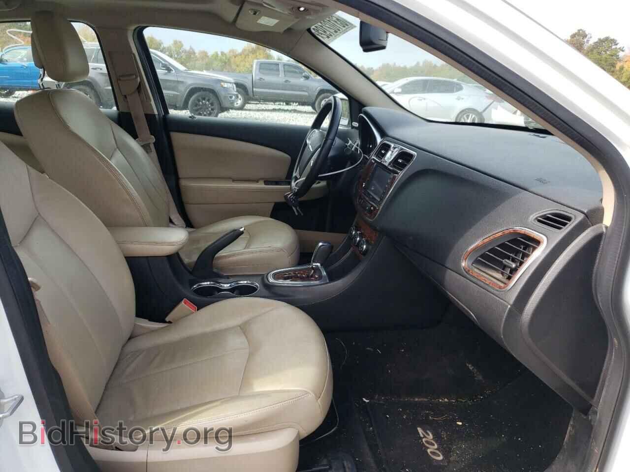 2013 CHRYSLER 200 - VIN: 1C3CCBCG1DN528877 - Photo 5