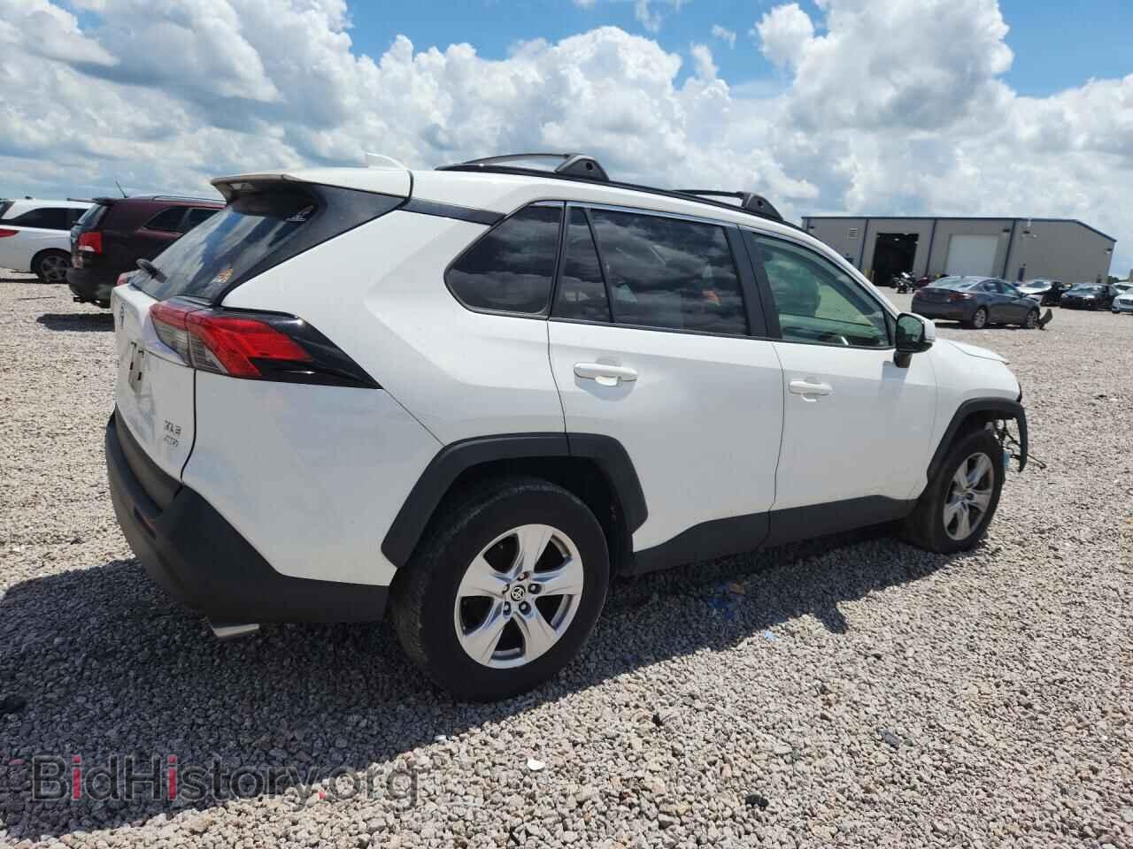 2020 TOYOTA RAV4 - VIN: JTMP1RFV8LD055408 - Фото 3
