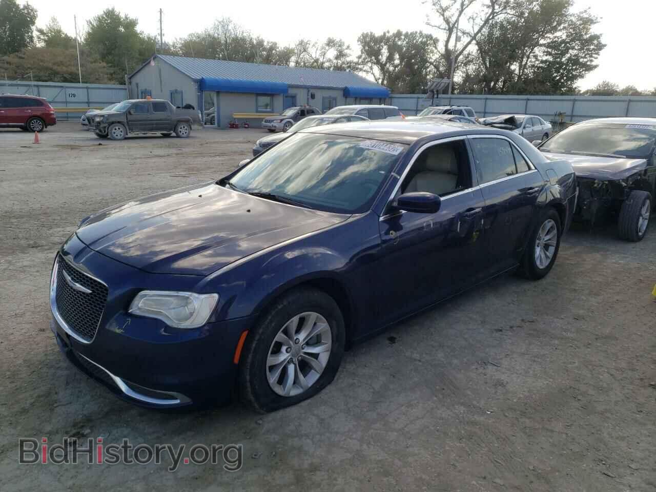 2015 CHRYSLER 300 - VIN: 2C3CCAAG9FH772995 - Фото 2