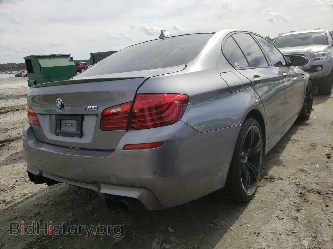 2014 BMW M5 - VIN: WBSFV9C5XED593690 - Фото 4