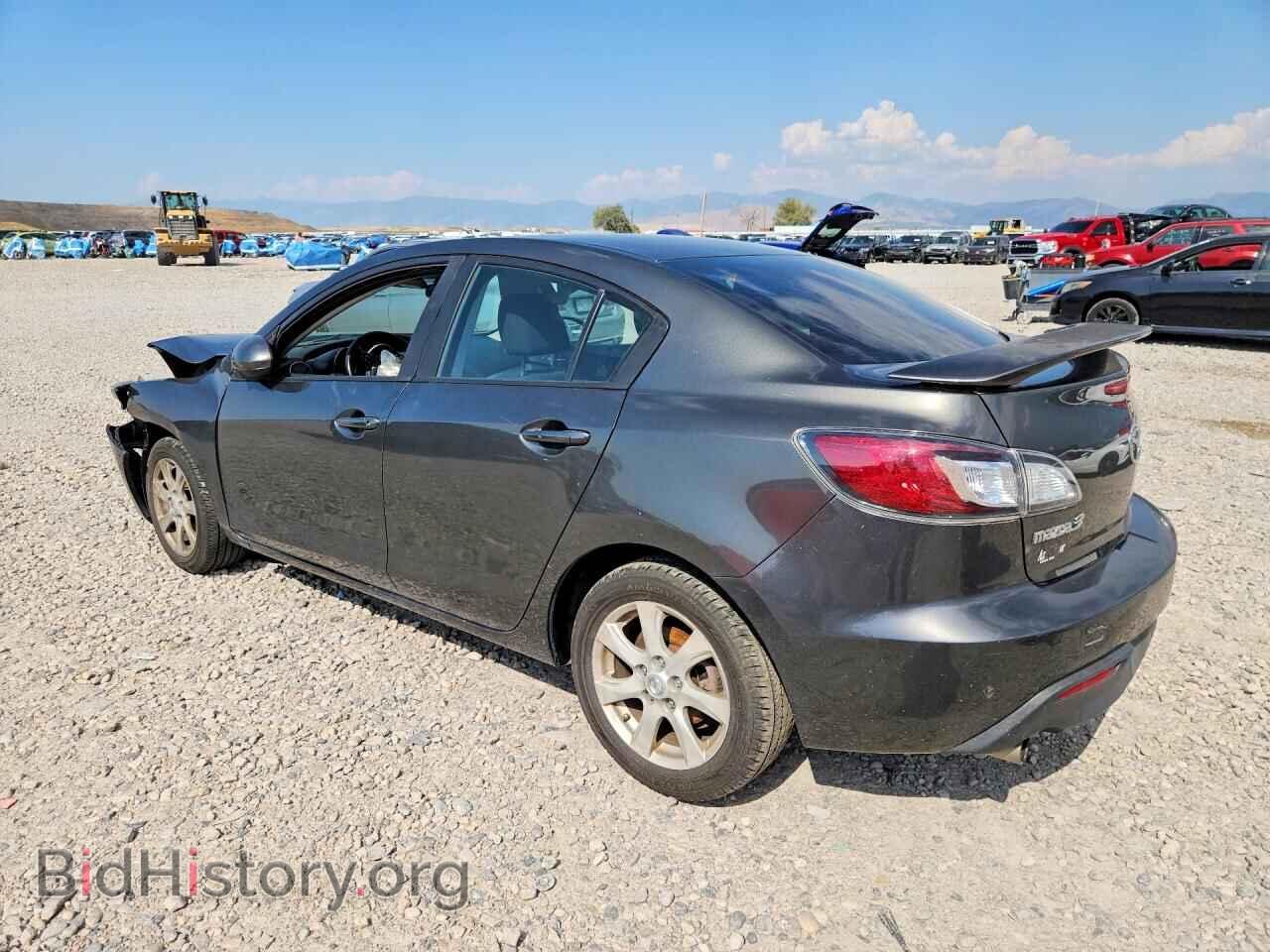 2011 MAZDA 3 - VIN: JM1BL1VF0B1458153 - Photo 2