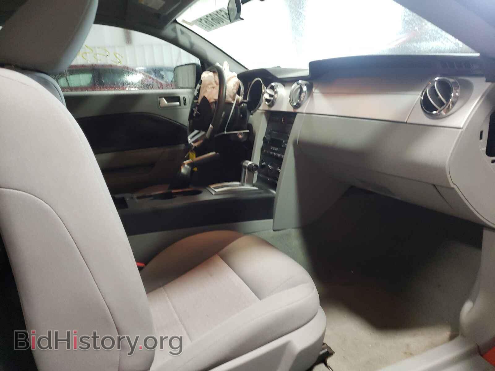 2006 FORD MUSTANG - VIN: 1ZVFT80N565114113 - Фото 5