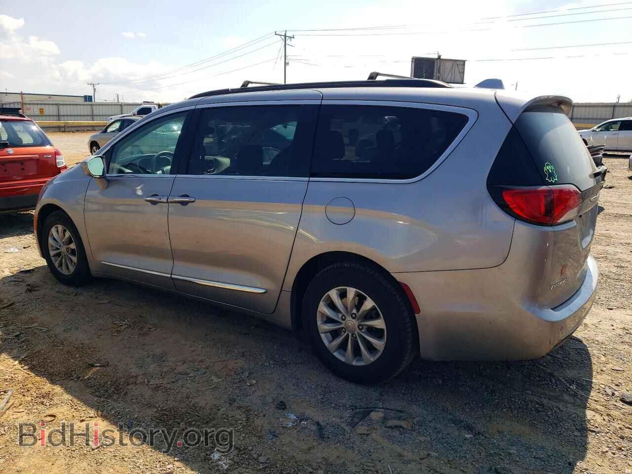 2017 CHRYSLER PACIFICA - VIN: 2C4RC1BG2HR576575 - Photo 2
