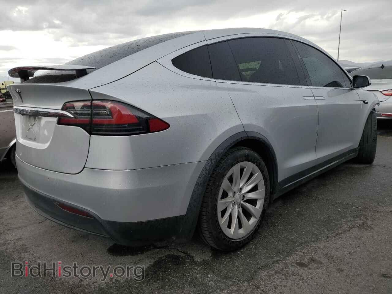 2017 TESLA MODEL X - VIN: 5YJXCAE28HF054052 - Photo 3