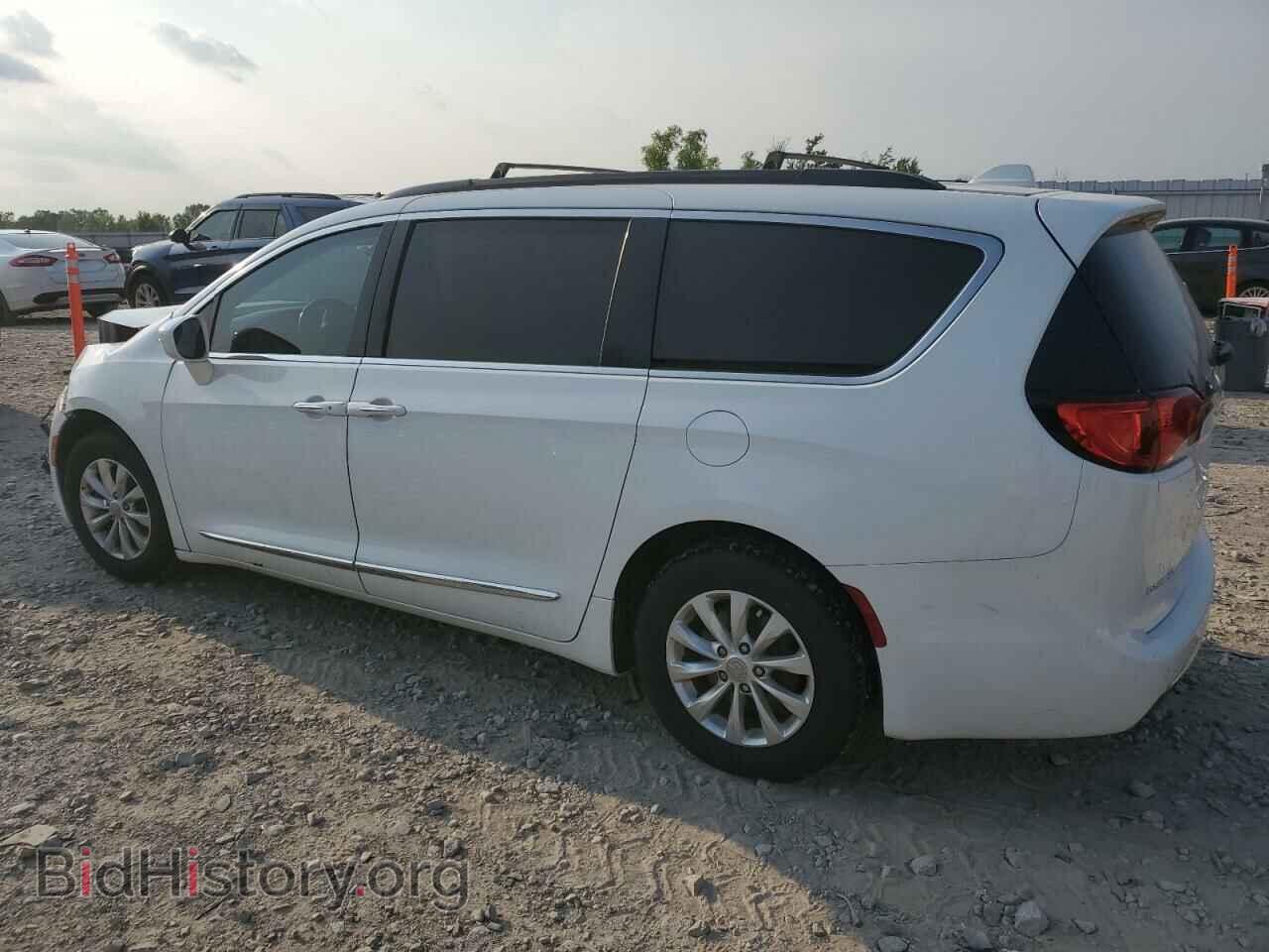 2017 CHRYSLER PACIFICA - VIN: 2C4RC1BG2HR583199 - Photo 2