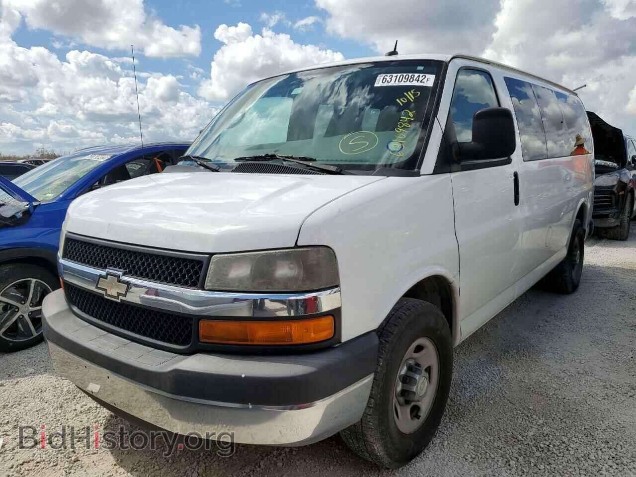 2013 CHEVROLET EXPRESS - VIN: 1GNWGRFA9D1153428 - Фото 2