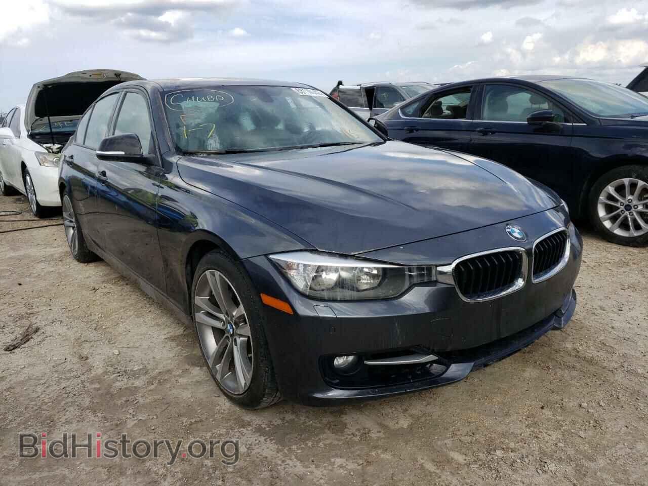 Photo WBA3B3C52DF537212 - BMW 3 SERIES 2013