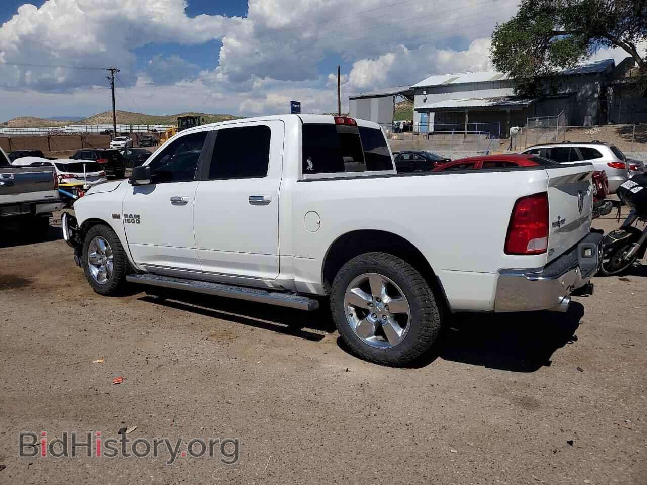 2016 RAM 1500 - VIN: 3C6RR6LT6GG321849 - Фото 2