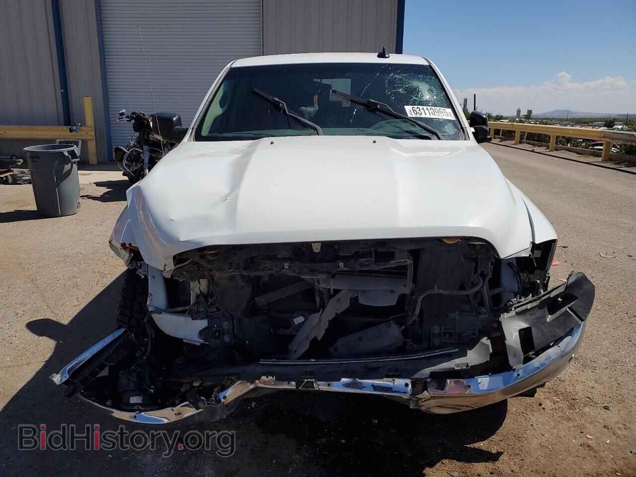 2016 RAM 1500 - VIN: 3C6RR6LT6GG321849 - Фото 5
