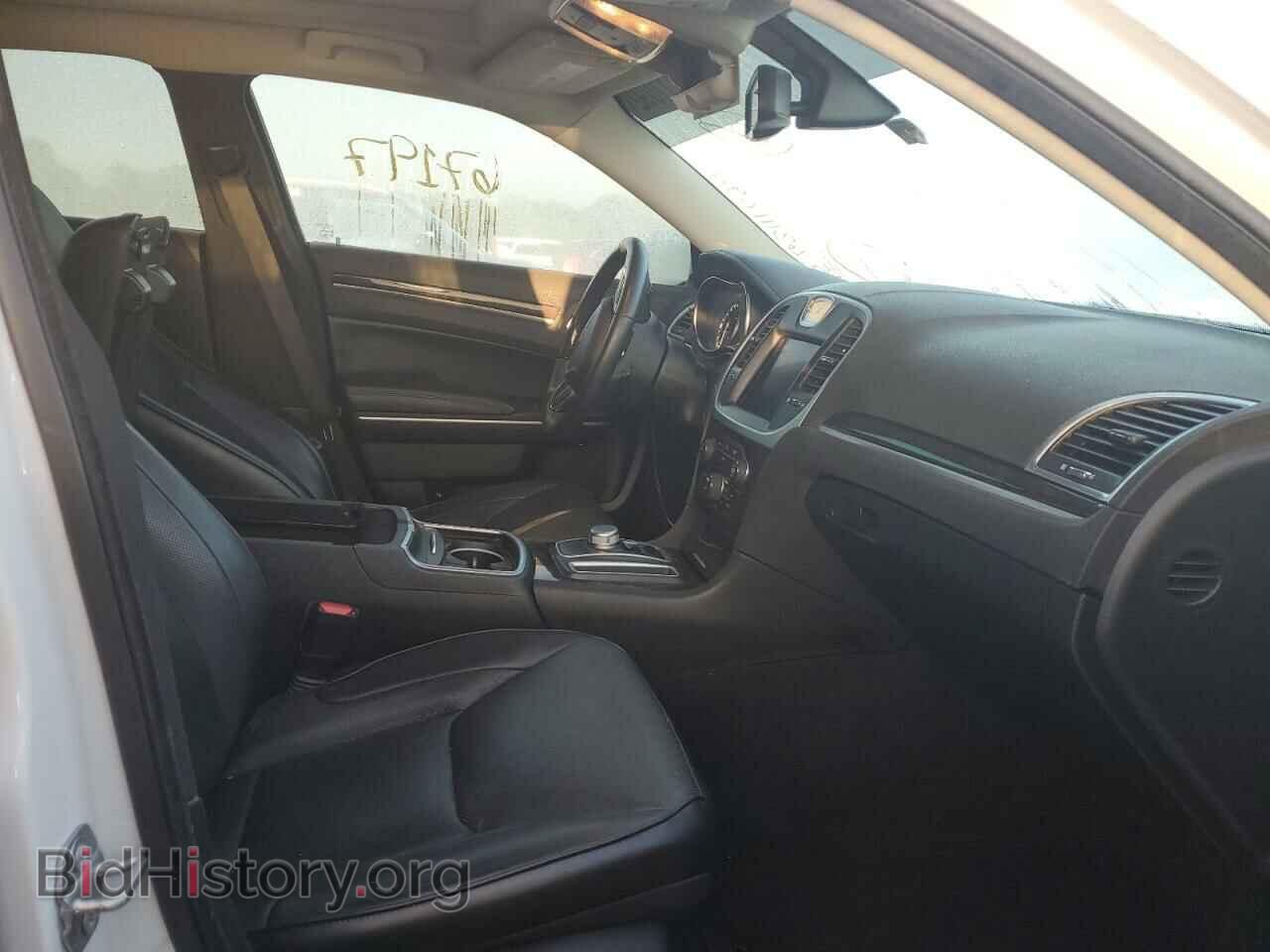 2019 CHRYSLER 300 - VIN: 2C3CCAEG8KH585669 - Фото 5