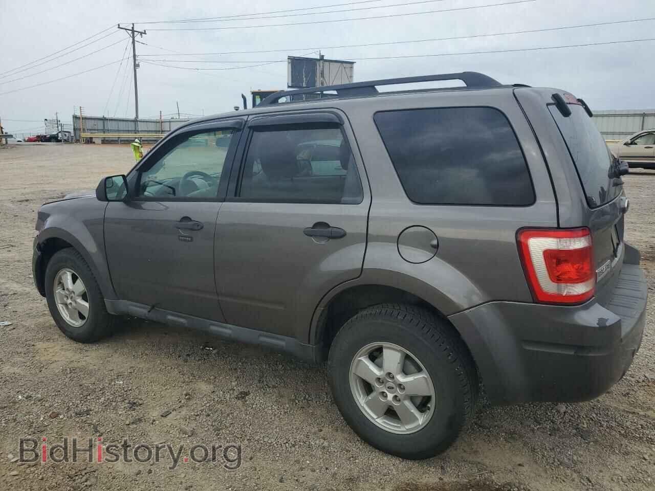 2011 FORD ESCAPE - VIN: 1FMCU0D78BKC30347 - Photo 2
