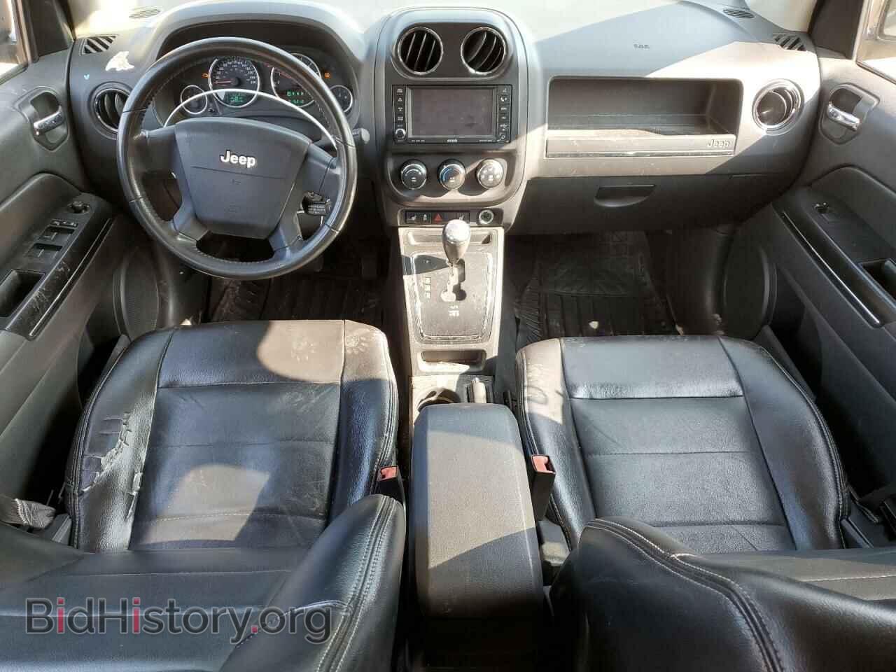 2010 JEEP COMPASS - VIN: 1J4NF5FB1AD522375 - Фото 8