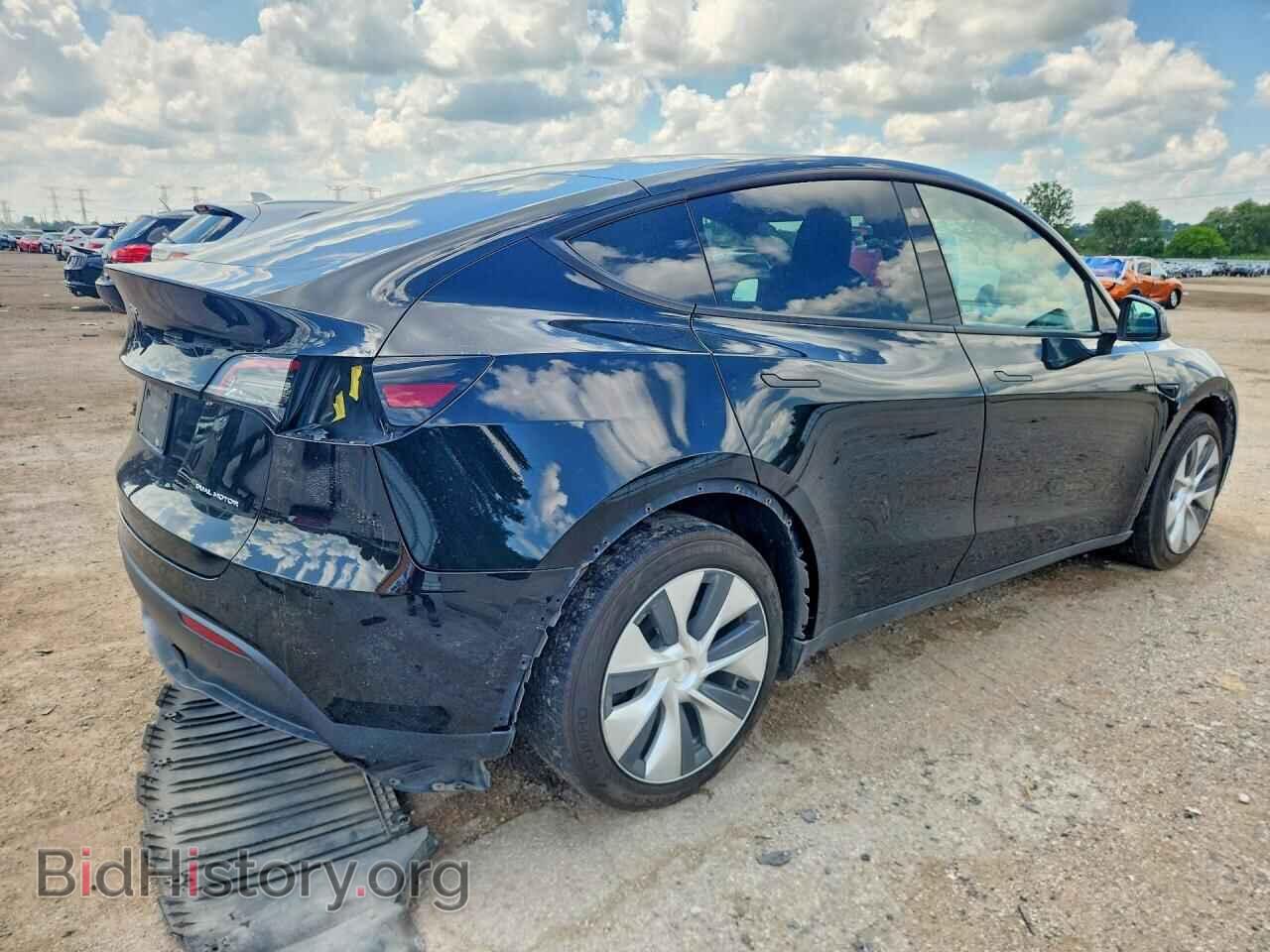 2022 TESLA MODEL Y - VIN: 7SAYGDEE2NF427749 - Photo 3