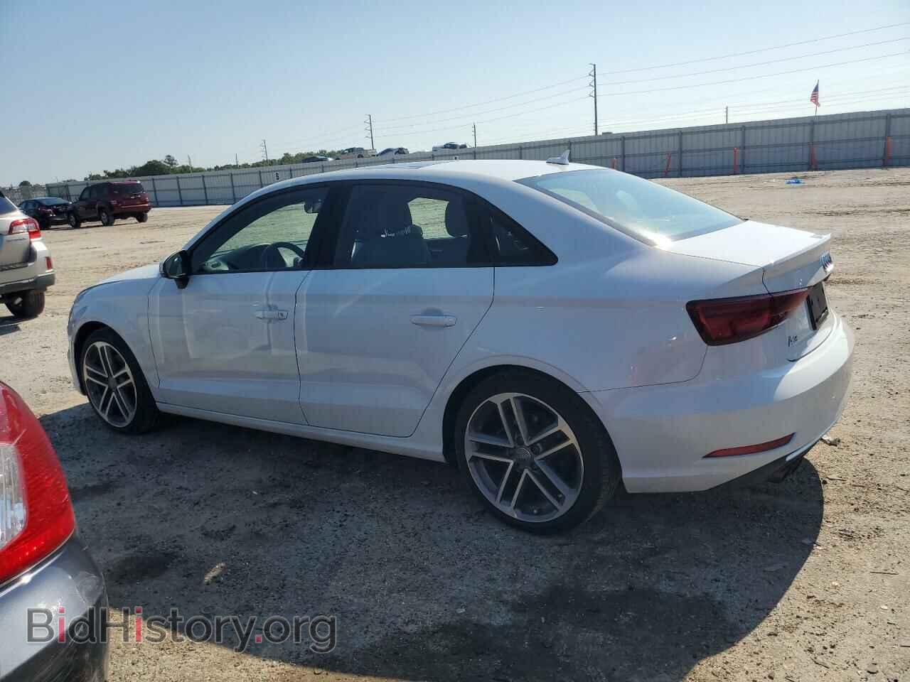 2018 AUDI A3 - VIN: WAUAUGFF8J1068990 - Фото 2