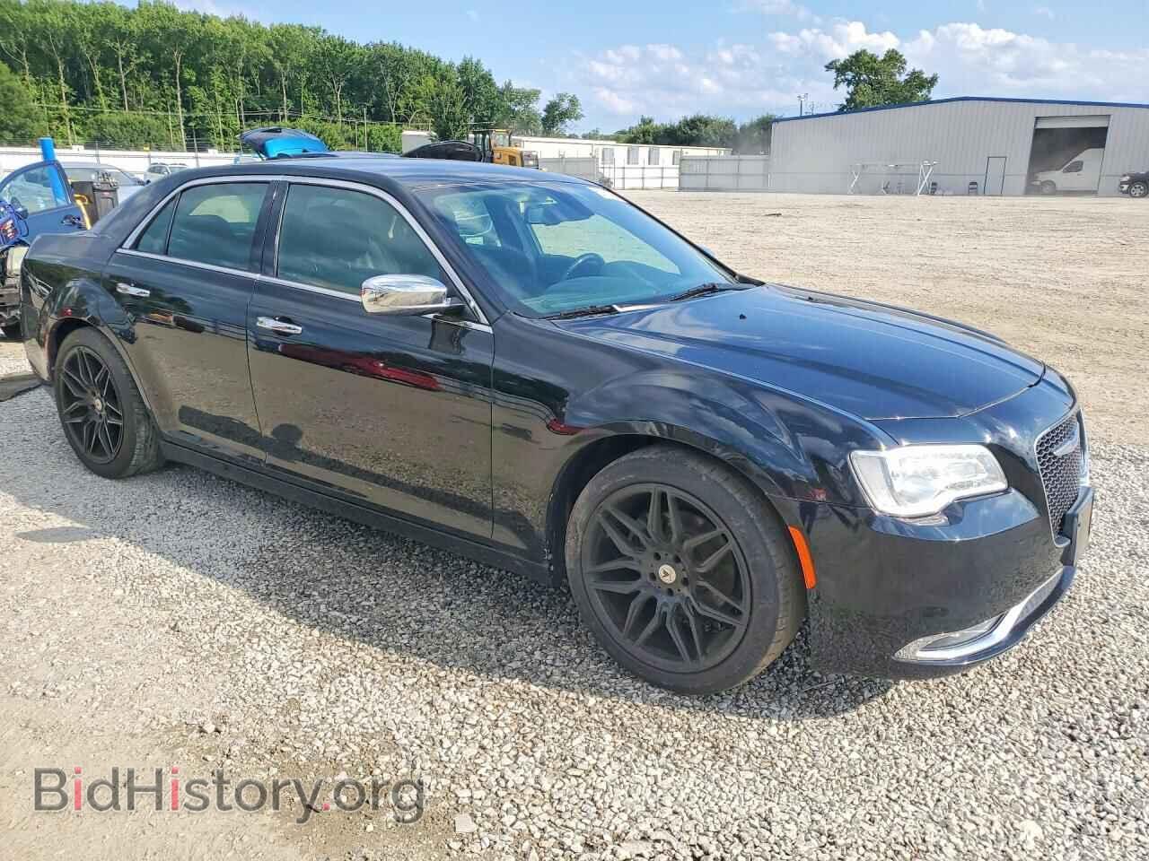 2018 Chrysler 300 (VIN 2C3CCAEG7JH170308) — photo 4 of 14