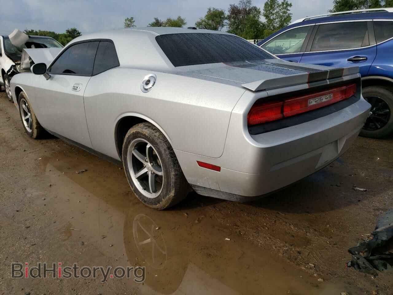 2010 DODGE CHALLENGER - VIN: 2B3CJ4DV5AH261663 - Photo 2