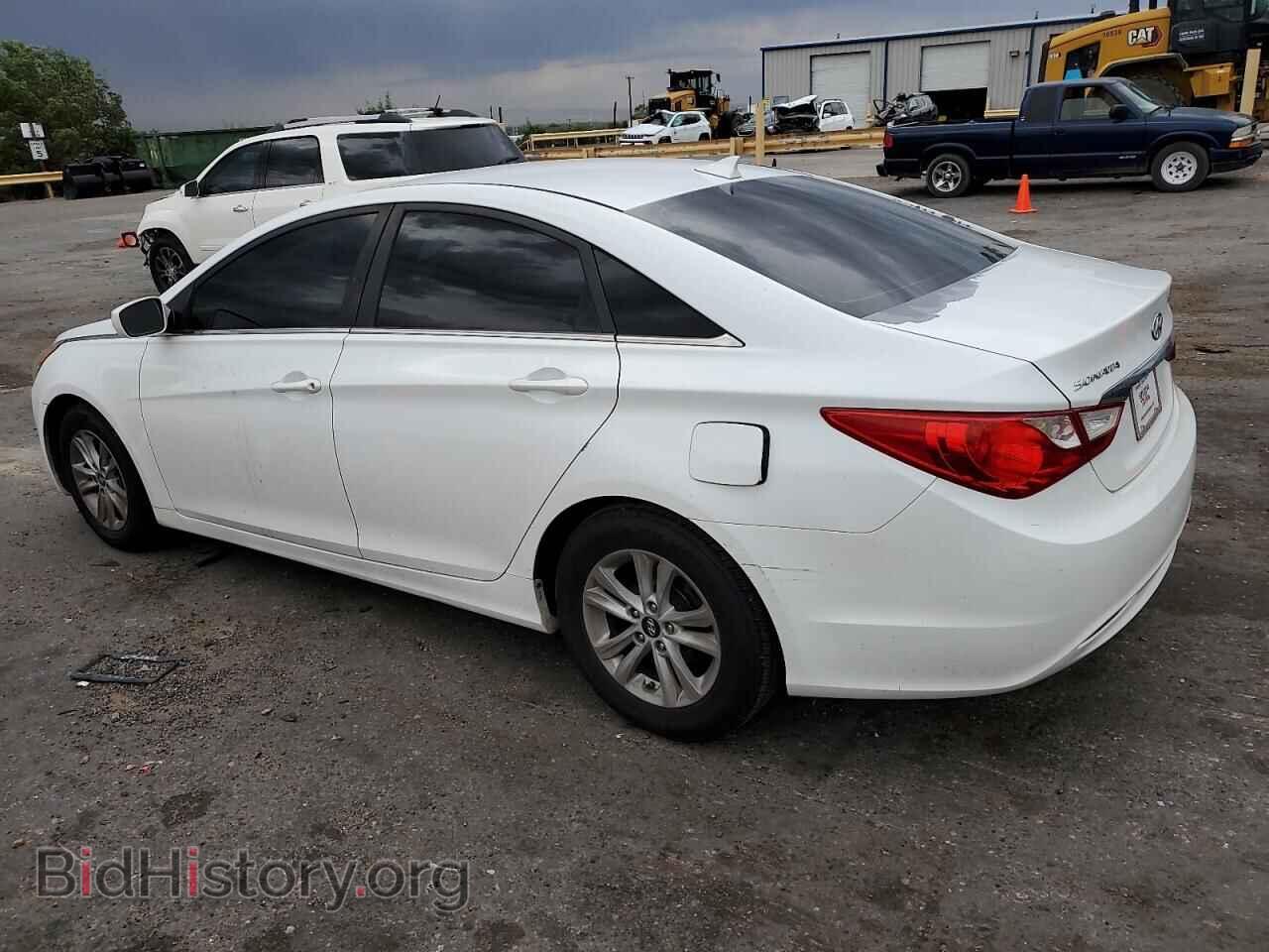 2013 HYUNDAI SONATA - VIN: 5NPEB4AC1DH556472 - Фото 2