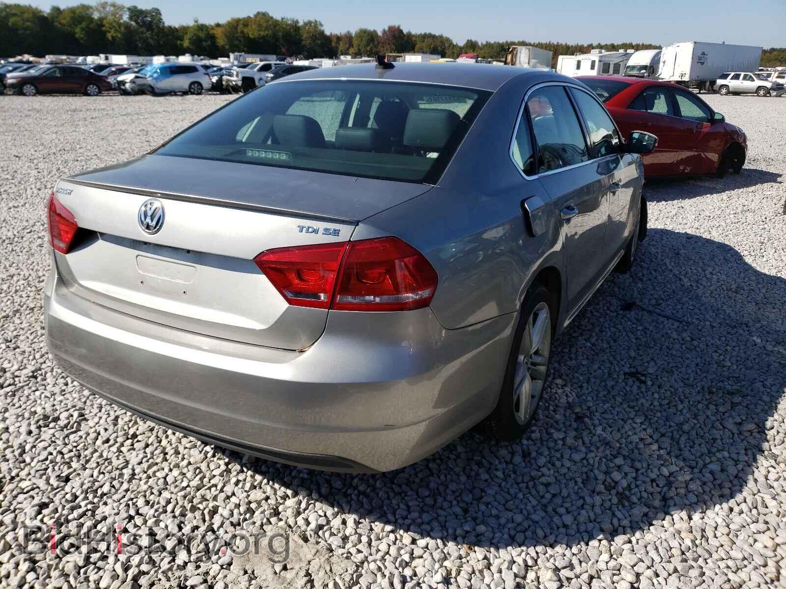 2014 VOLKSWAGEN PASSAT - VIN: 1VWBN7A32EC008924 - Фото 4