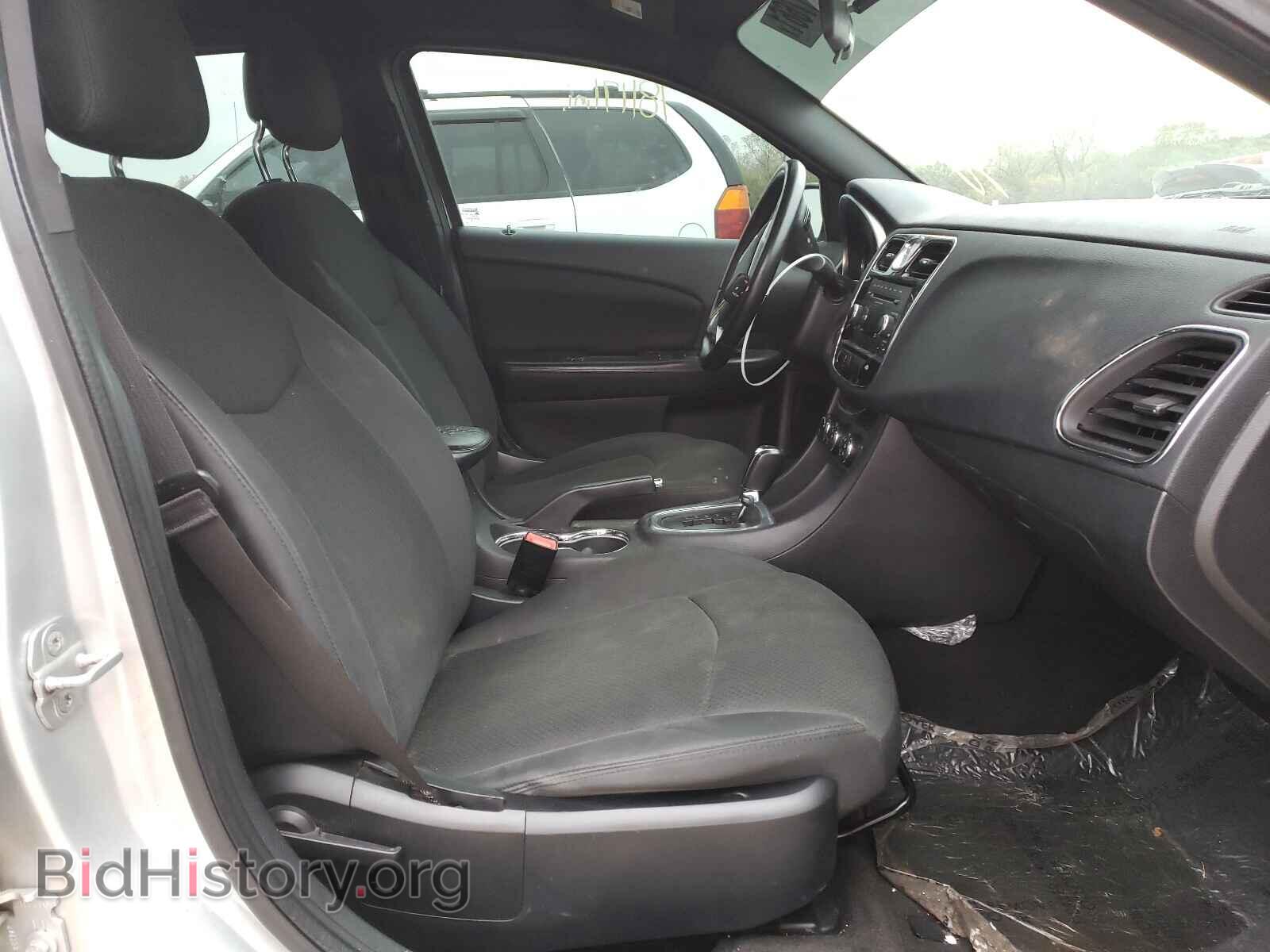 2012 CHRYSLER 200 - VIN: 1C3CCBBB3CN100250 - Фото 5