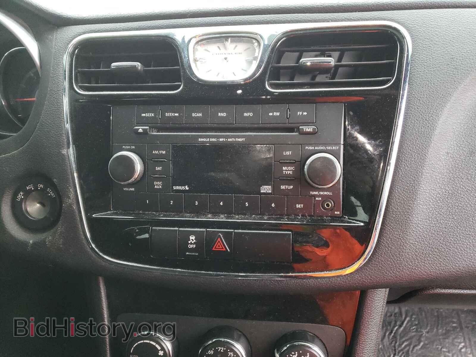 2012 CHRYSLER 200 - VIN: 1C3CCBBB3CN100250 - Фото 9