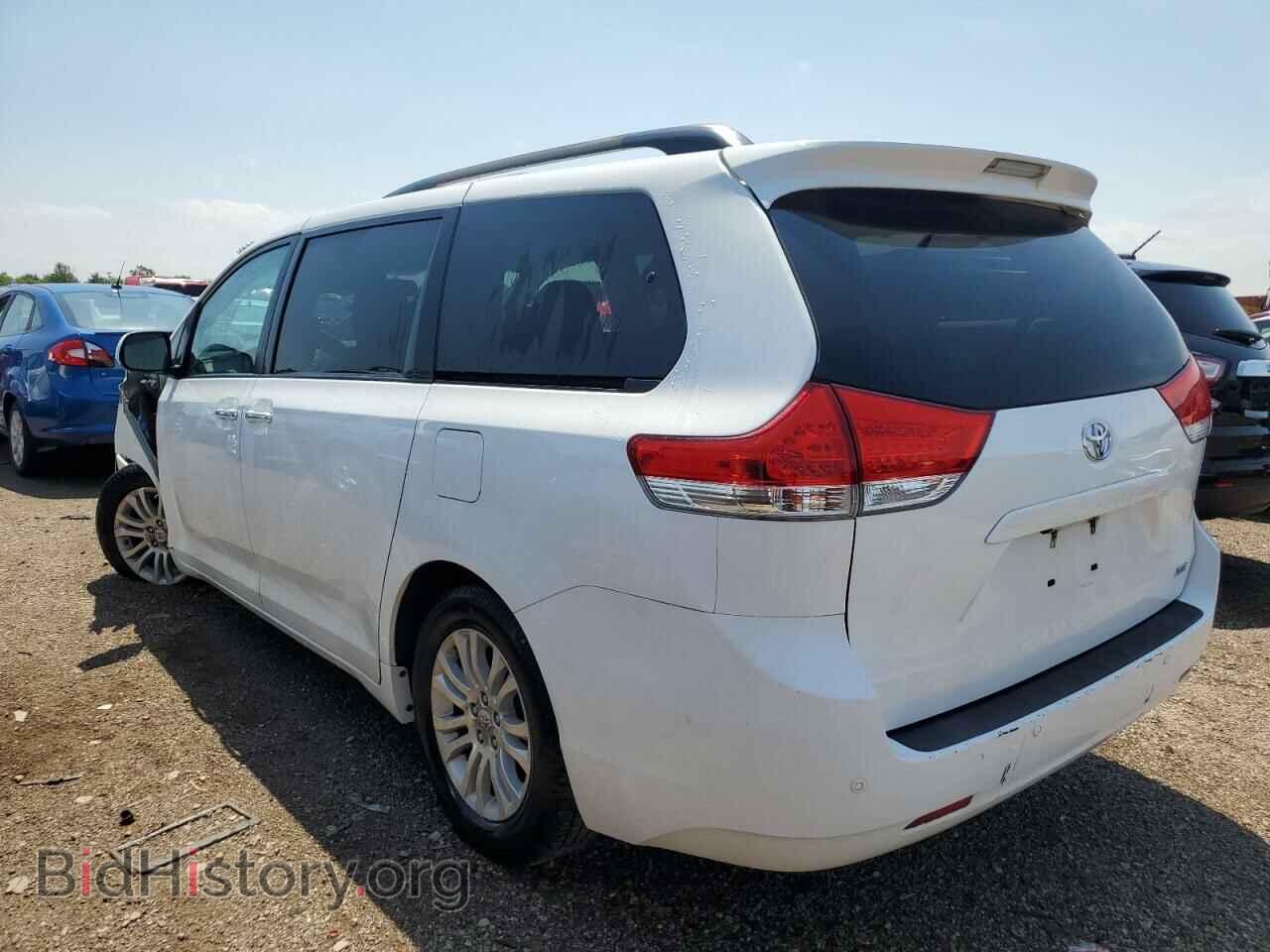 2012 TOYOTA All Models - VIN: 5TDYK3DC7CS225567 - Фото 2