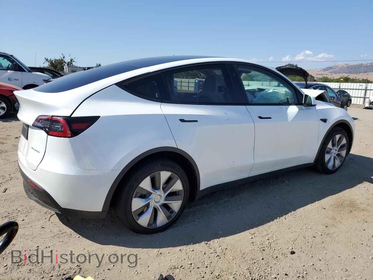 2024 TESLA MODEL Y - VIN: 7SAYGDEE2RF058834 - Фото 3