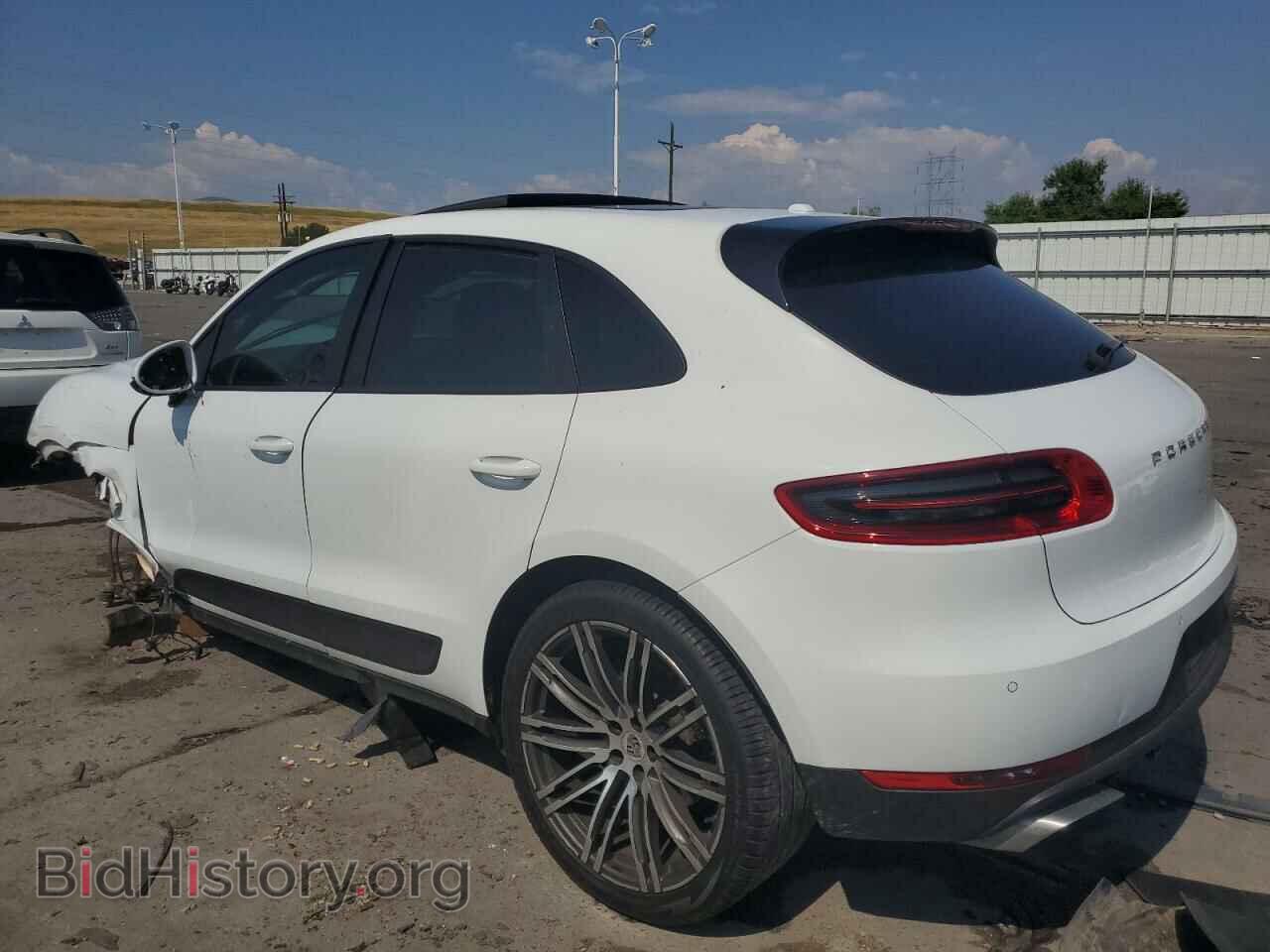 2017 PORSCHE MACAN - VIN: WP1AA2A58HLB83955 - Photo 2
