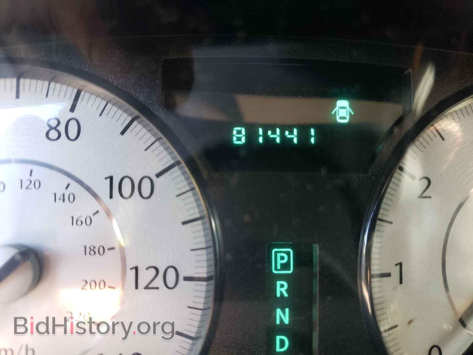 2010 CHRYSLER 300 - VIN: 2C3CA4CD3AH114964 - Фото 8