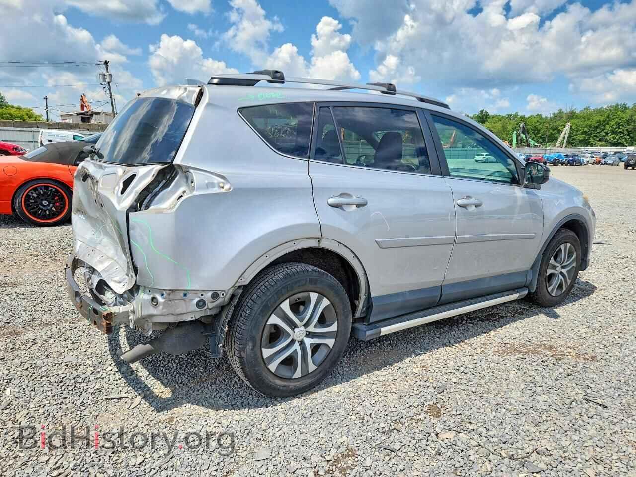 2017 TOYOTA RAV4 - VIN: 2T3BFREV2HW601563 - Фото 3