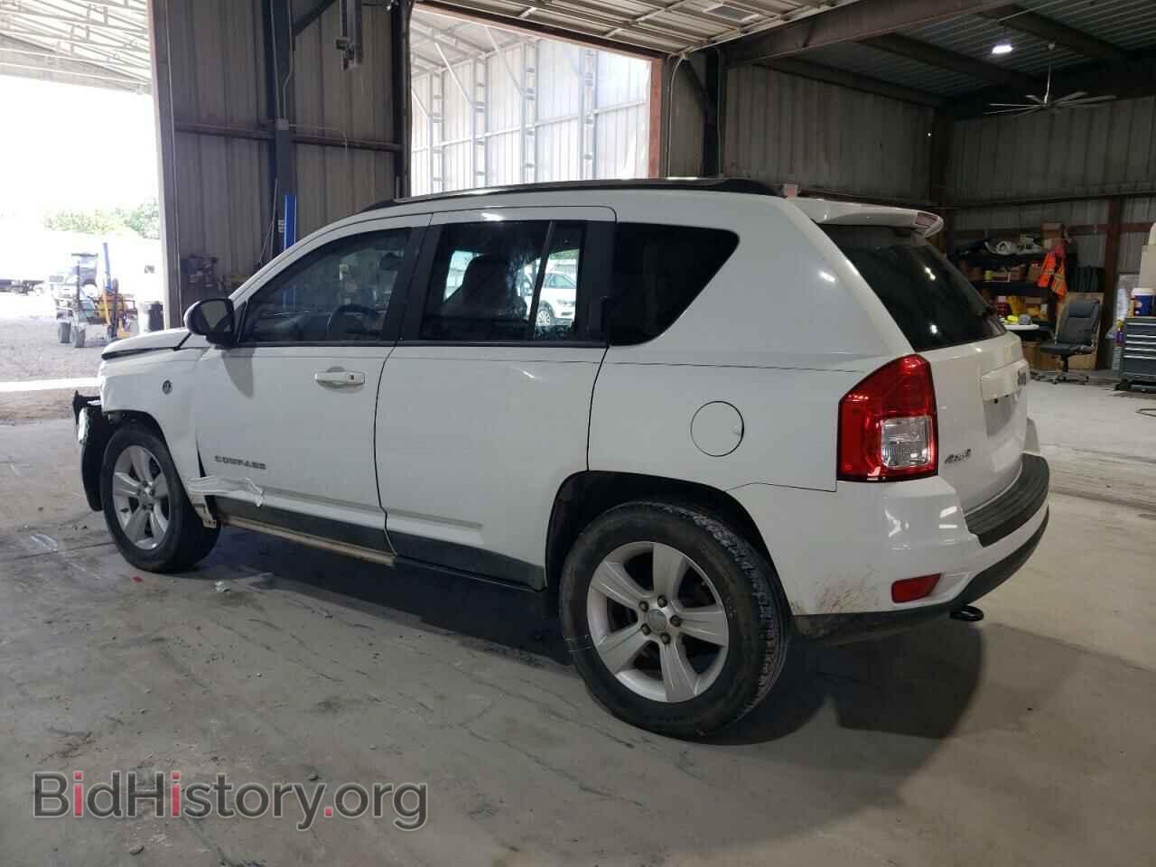 2011 JEEP COMPASS - VIN: 1J4NF1FB9BD159365 - Фото 2
