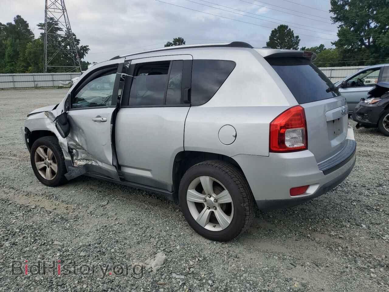 2011 JEEP COMPASS - VIN: 1J4NT1FA9BD239605 - Photo 2