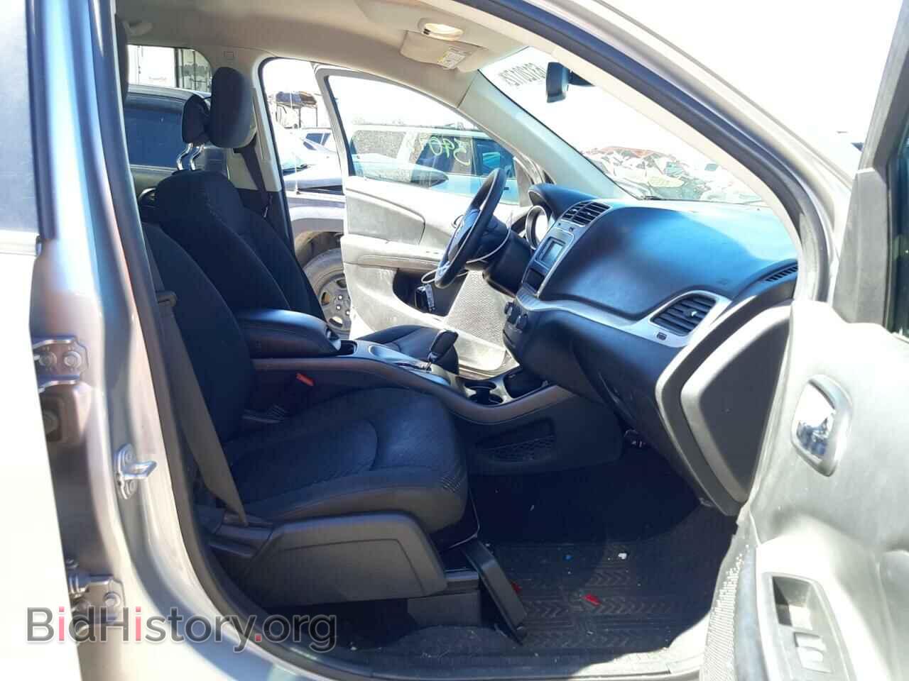 2018 DODGE JOURNEY - VIN: 3C4PDCABXJT444432 - Фото 5
