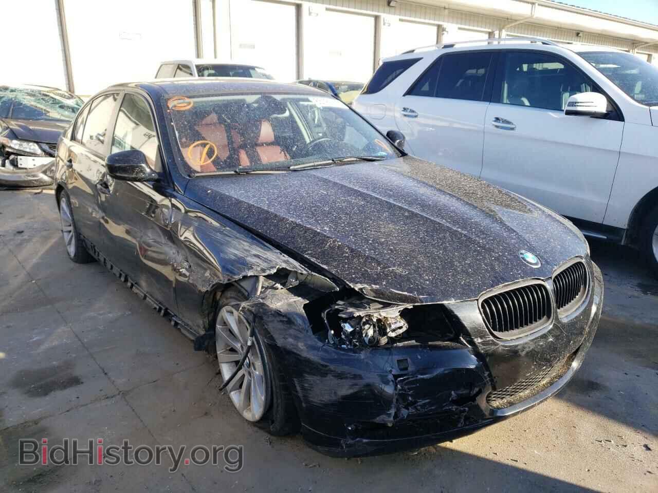 Фотография WBAPK7C55BA972843 - BMW 3 SERIES 2011