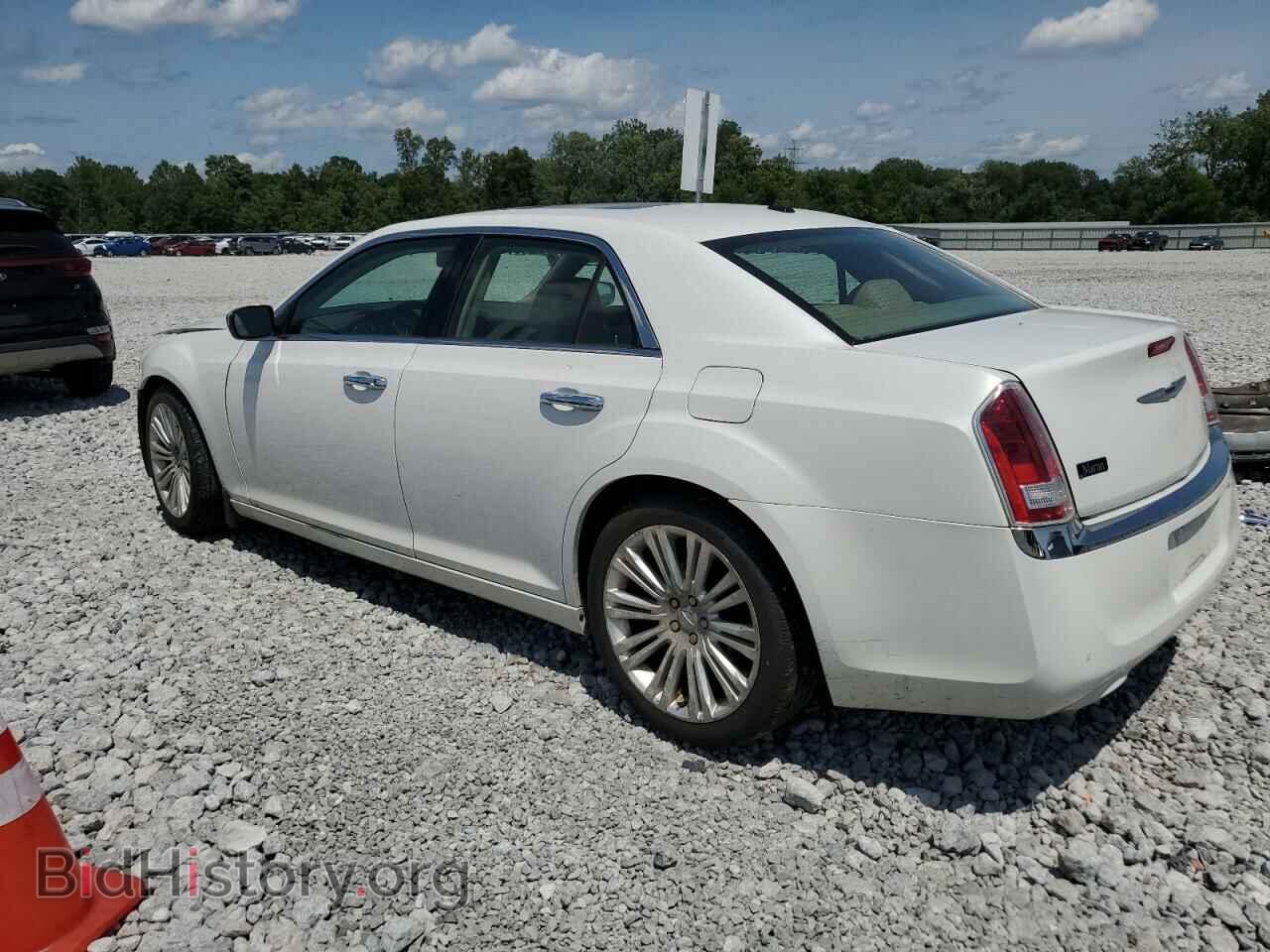 2012 CHRYSLER 300 - VIN: 2C3CCACG0CH274032 - Фото 2