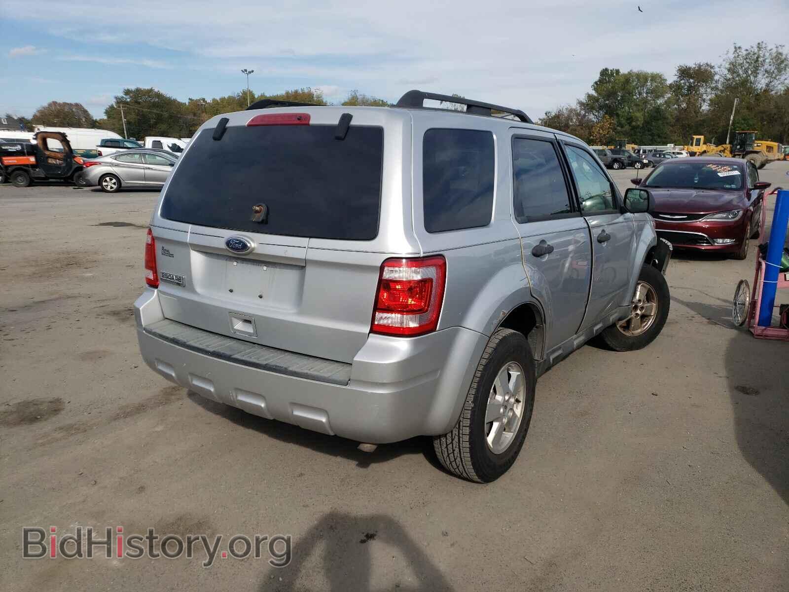 2010 FORD ESCAPE - VIN: 1FMCU0D78AKB11406 - Фото 4