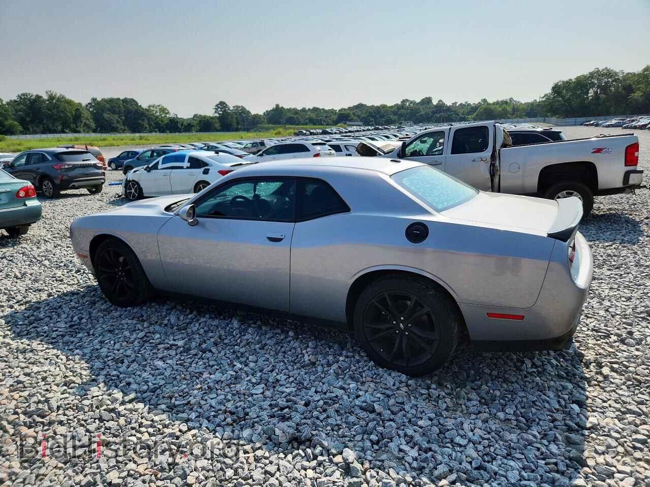 2018 DODGE CHALLENGER - VIN: 2C3CDZAG2JH246728 - Photo 2