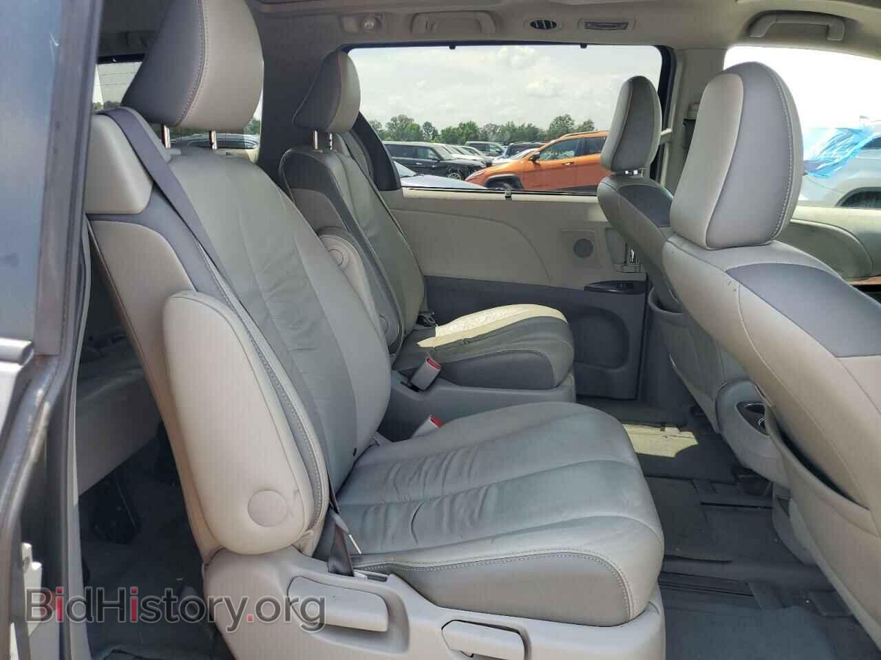 2011 TOYOTA All Models - VIN: 5TDYK3DC4BS022831 - Фото 11
