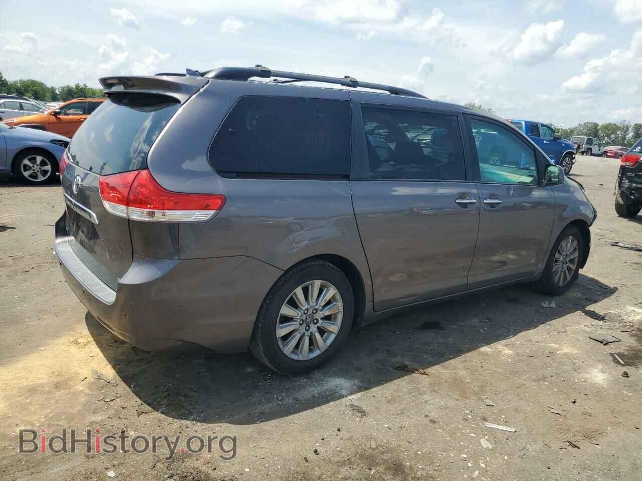 2011 TOYOTA All Models - VIN: 5TDYK3DC4BS022831 - Фото 3