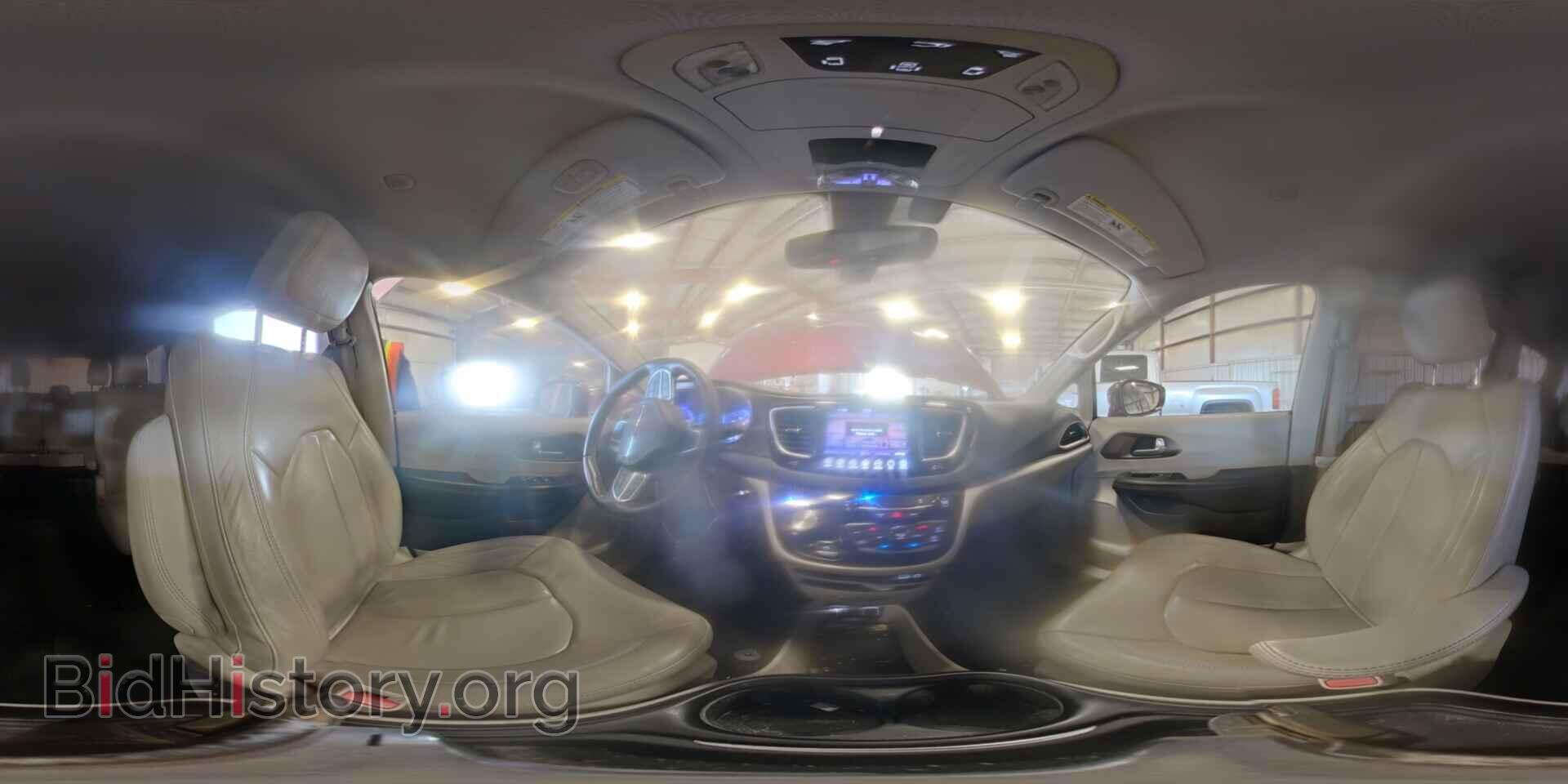2017 CHRYSLER PACIFICA - VIN: 2C4RC1BG5HR520856 - Photo 15