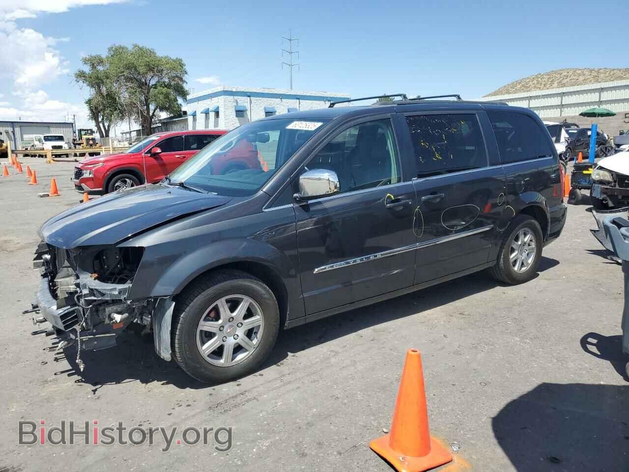 Photo 2A4RR8DG5BR703146 - CHRYSLER MINIVAN 2011