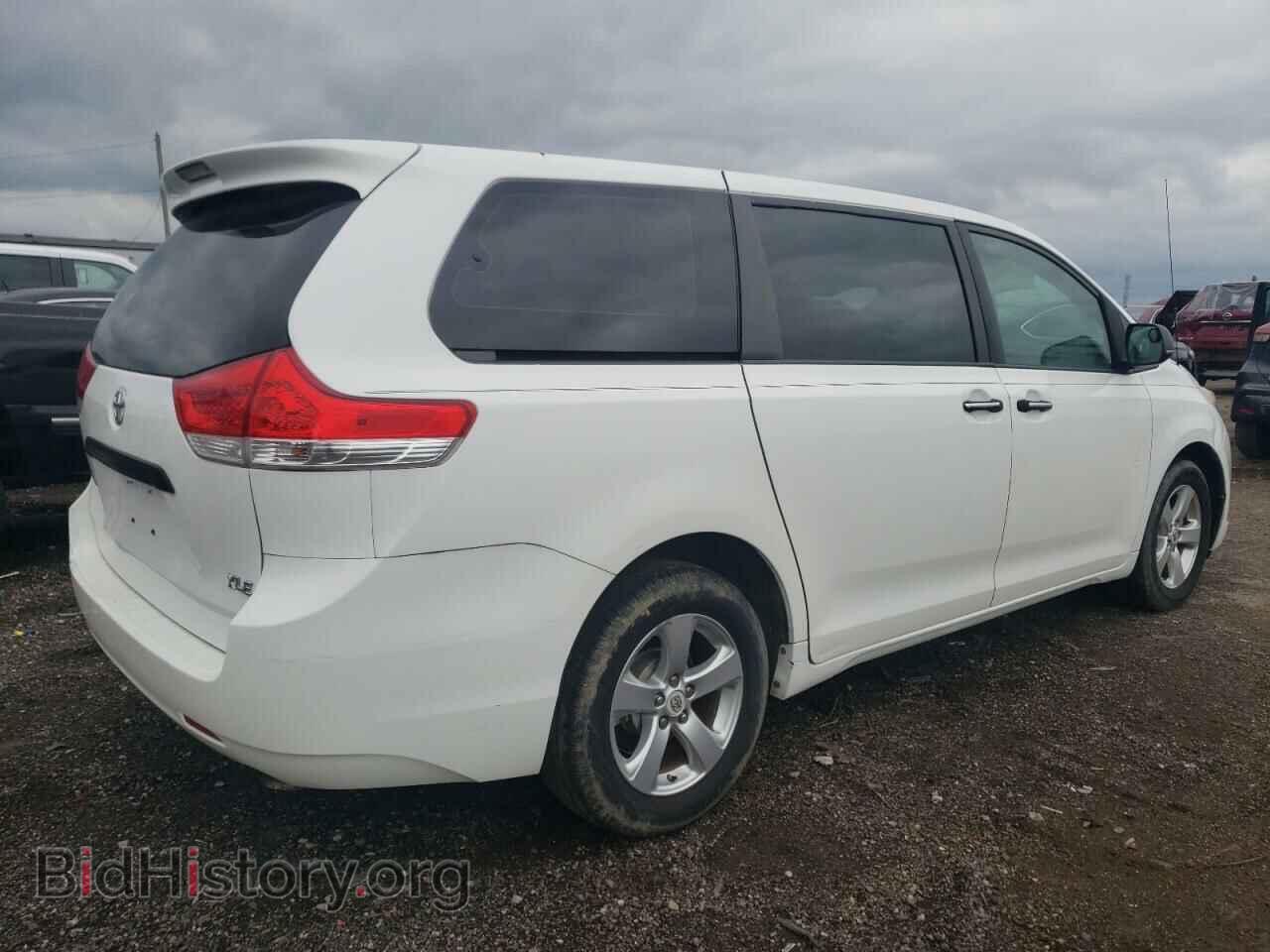 2012 TOYOTA SIENNA - VIN: 5TDKA3DC1CS016155 - Фото 3