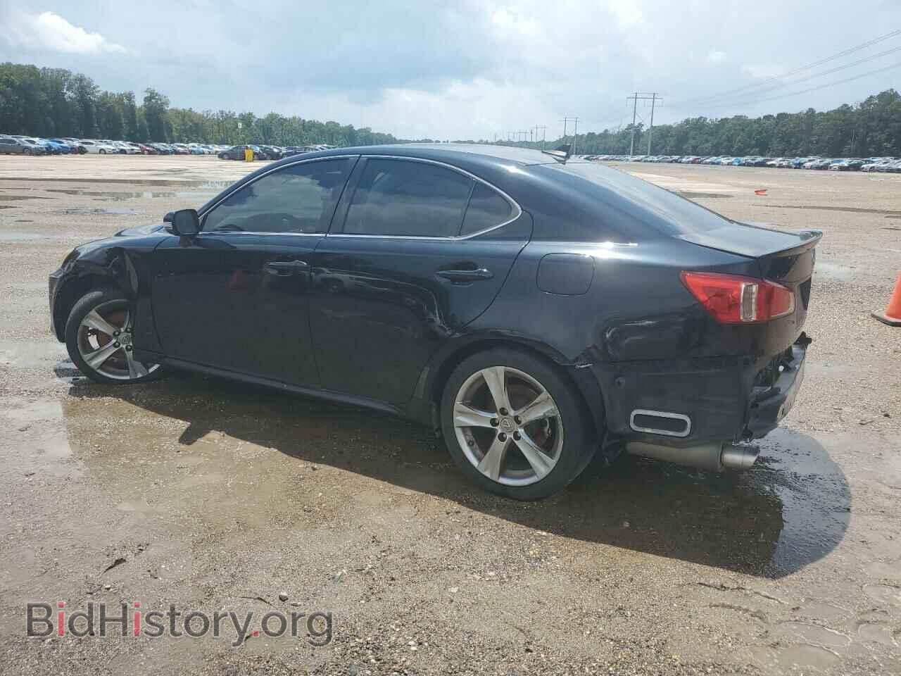 2011 LEXUS IS - VIN: JTHBF5C24B5138128 - Photo 2
