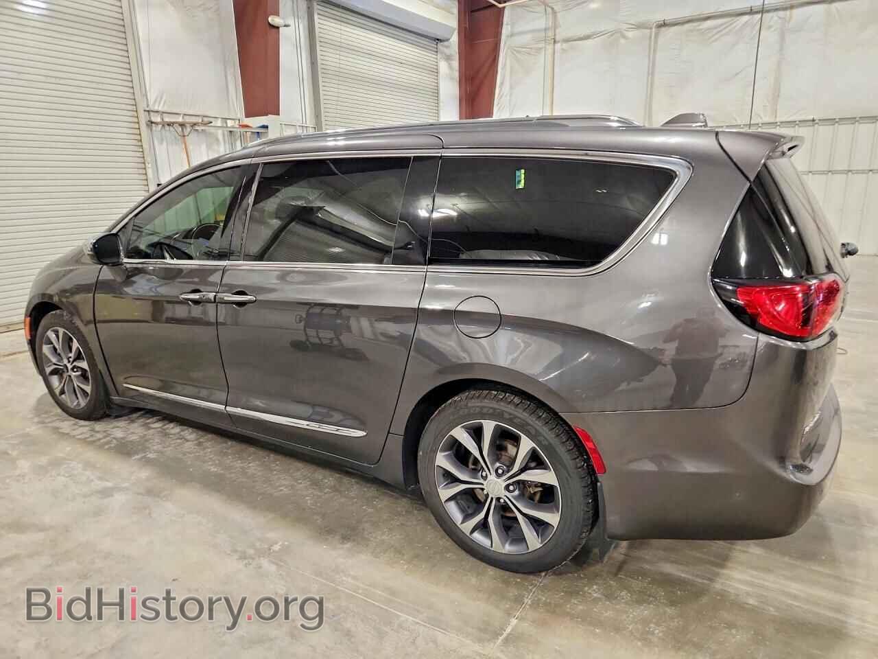 2017 CHRYSLER PACIFICA - VIN: 2C4RC1GG9HR751686 - Photo 2